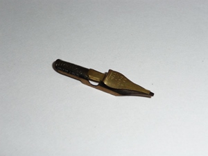 Plumilla SPEEDBALL p/zurdos LC4