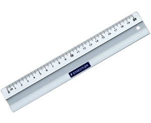 Regla metálica STAEDTLER de 20 cms.